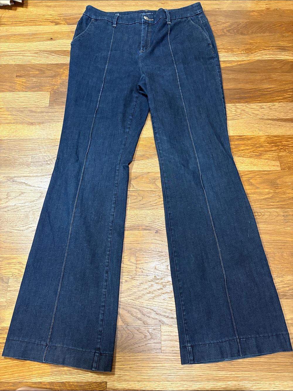 Chico's size 2 the platinum jean trouser